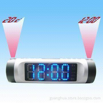 LED Clock with Temperature Projection Function